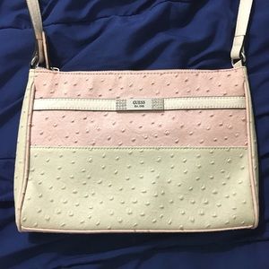 Pink and white Guess crossbody bag 💗🤍💗